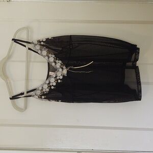 Cacique Embroidered Black Babydoll Lingerie Top Sz 18/20